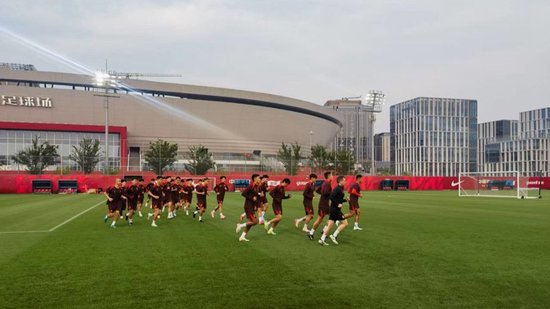 进行深入合作介绍图片